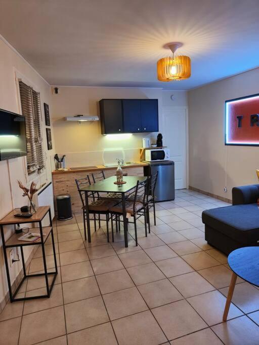 Appartement Gare Hyper Centre Ville Τρουά Εξωτερικό φωτογραφία